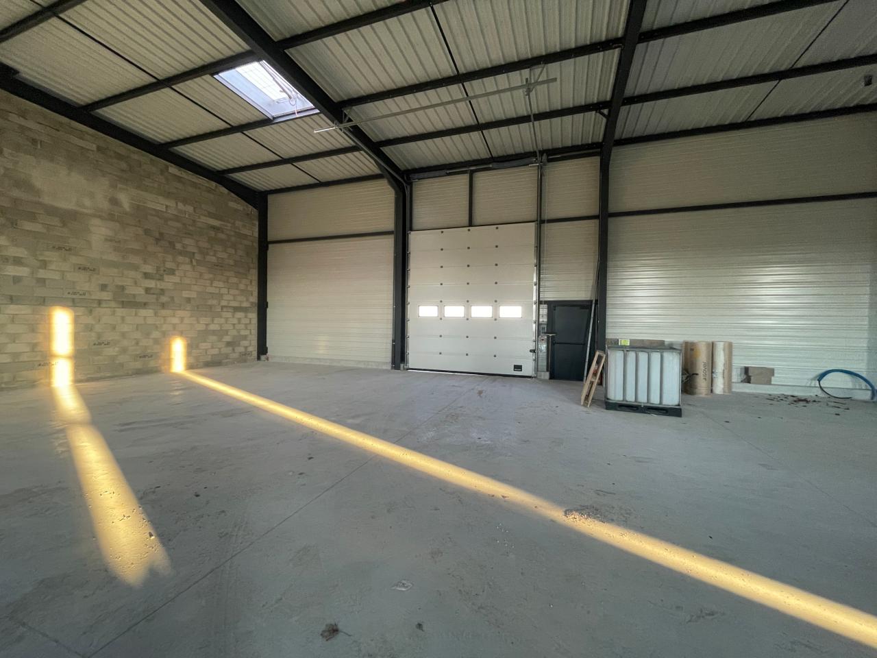 Local d'activité Nuits-Saint-Georges 646m² Location local d'activité Nuits-Saint-Georges Côte-d'Or OLACT2529200 9